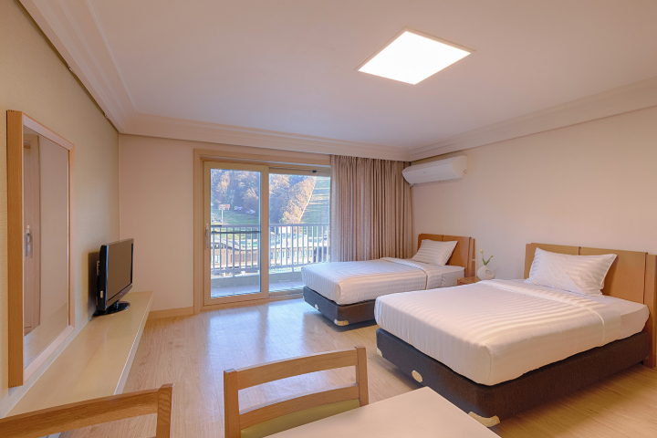 [首尔出发] 洪川 SONO 水上乐园 +森林冒险 2天1夜团